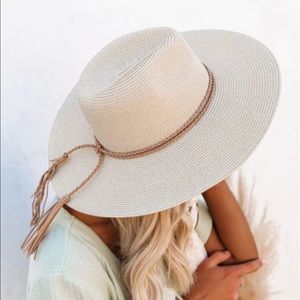 Travel Companion Ivory Braided Tassel Hat